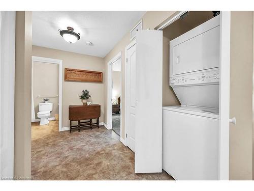 212-317 Lock Street W, Dunnville, ON - Indoor Photo Showing Laundry Room