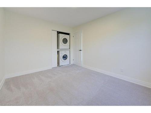 582 Chamberlain Road, Burlington, ON - Indoor Photo Showing Laundry Room