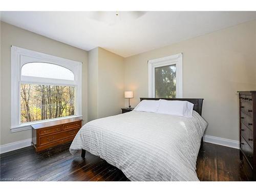 1396 Progreston Road, Carlisle, ON - Indoor Photo Showing Bedroom