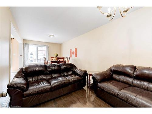 120 Peachwood Crescent, Stoney Creek, ON - Indoor Photo Showing Living Room