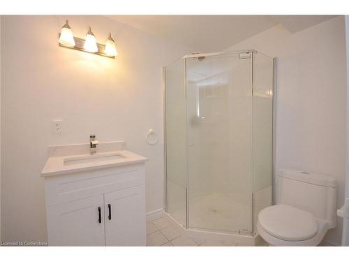 1144 Sarta Road, Oakville, ON - Indoor Photo Showing Bathroom