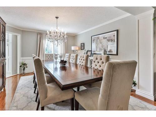 184 Warner Drive, Oakville, ON - Indoor Photo Showing Dining Room