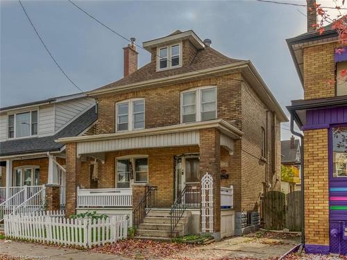 982 King Street E, Hamilton, ON - Outdoor With Deck Patio Veranda With Facade