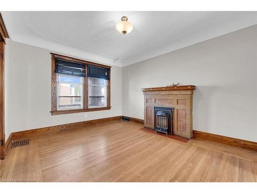 982 King Street E, Hamilton, ON - Indoor With Fireplace