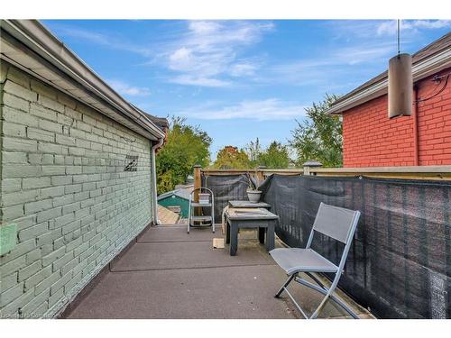 304 Emerald Street N, Hamilton, ON - Indoor Photo Showing Basement