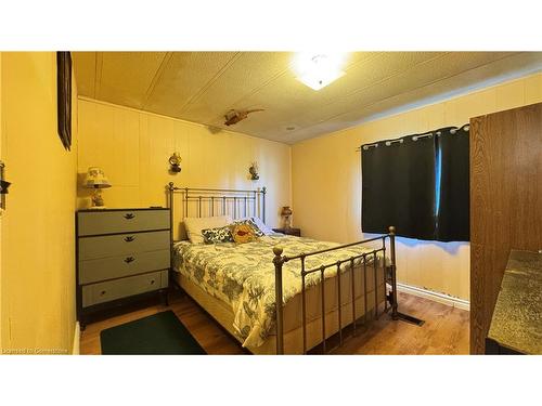 16-43969 Highway 3, Wainfleet, ON - Indoor Photo Showing Bedroom