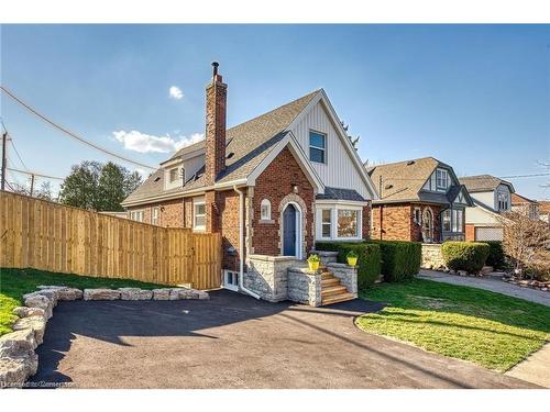 316 Houghton Avenue S, Hamilton, ON - Outdoor With Facade