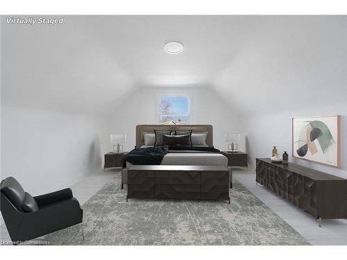 316 Houghton Avenue S, Hamilton, ON - Indoor Photo Showing Bedroom