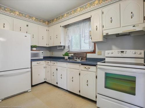 51 Loraine Drive, St. Catharines, ON - Indoor Photo Showing Kitchen With Double Sink