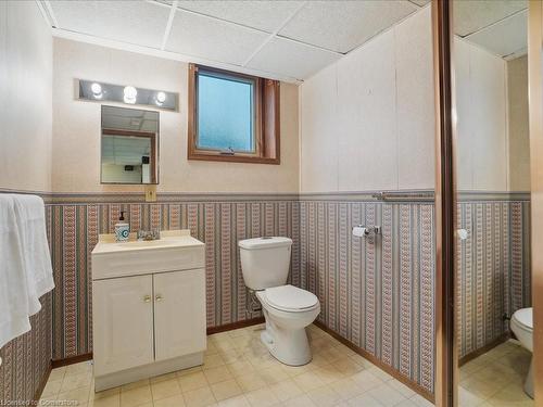 51 Loraine Drive, St. Catharines, ON - Indoor Photo Showing Bathroom