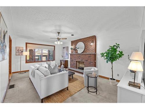 87 Third Road E, Stoney Creek, ON - Indoor Photo Showing Living Room With Fireplace