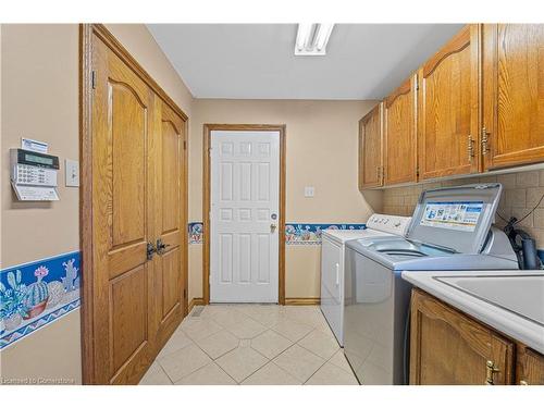 87 Third Road E, Stoney Creek, ON - Indoor Photo Showing Laundry Room