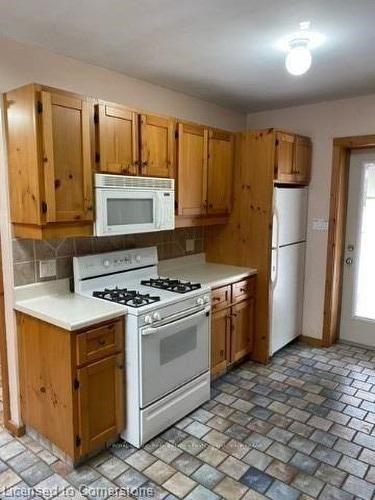 119 Gary Avenue, Hamilton, ON - Indoor Photo Showing Kitchen