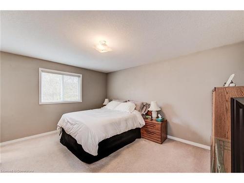 45 Critcher Avenue, Cambridge, ON - Indoor Photo Showing Bedroom