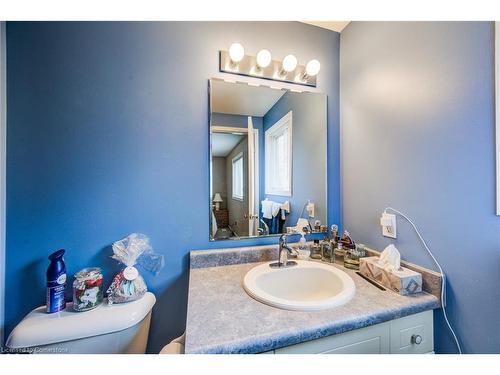 45 Critcher Avenue, Cambridge, ON - Indoor Photo Showing Bathroom