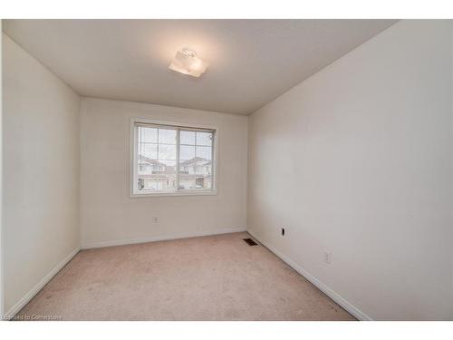 45 Critcher Avenue, Cambridge, ON - Indoor Photo Showing Other Room