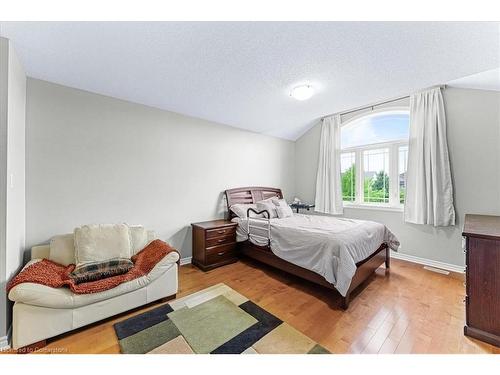 9 Tolton Drive, Guelph, ON - Indoor Photo Showing Bedroom