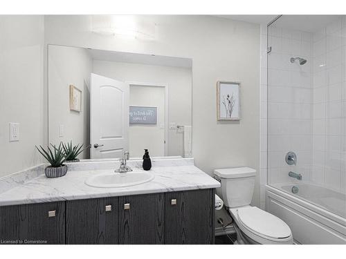 157 Cactus Crescent, Stoney Creek, ON - Indoor Photo Showing Bathroom