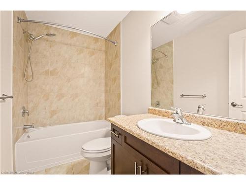 33-6 Chestnut Drive, Grimsby, ON - Indoor Photo Showing Bathroom