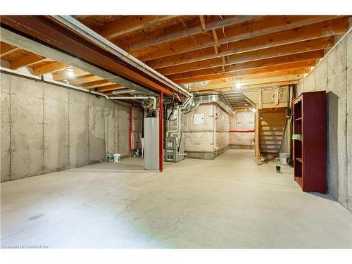 33-6 Chestnut Drive, Grimsby, ON - Indoor Photo Showing Basement