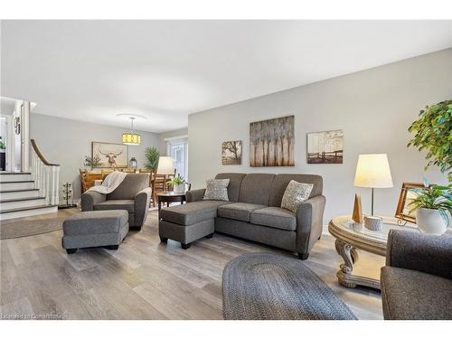 93 Willowridge Road, Etobicoke, ON - Indoor Photo Showing Living Room