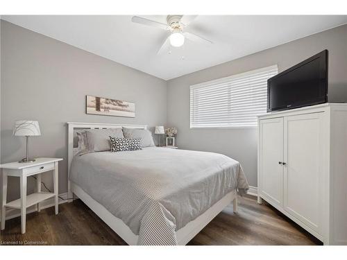 93 Willowridge Road, Etobicoke, ON - Indoor Photo Showing Bedroom