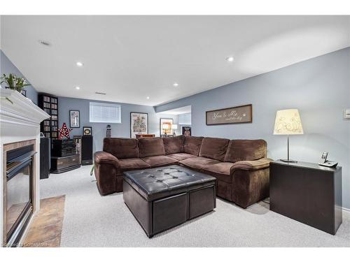 93 Willowridge Road, Etobicoke, ON - Indoor Photo Showing Living Room