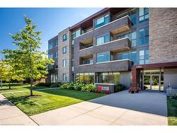 113-1284 Guelph Line  Burlington, ON L7P 0T9