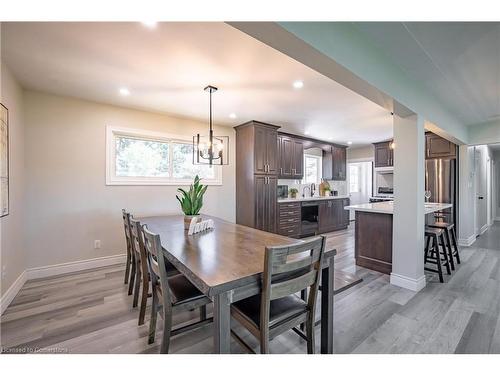 4315 Highway #6 Highway, Glanbrook, ON - Indoor Photo Showing Dining Room