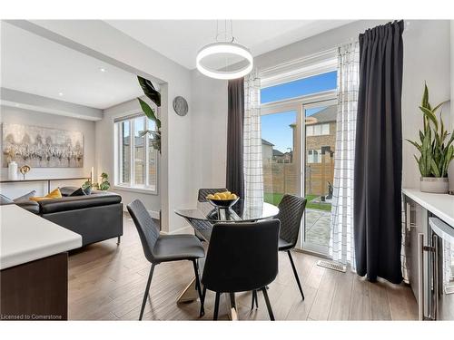 44 Fairgrounds Drive, Binbrook, ON - Indoor Photo Showing Dining Room