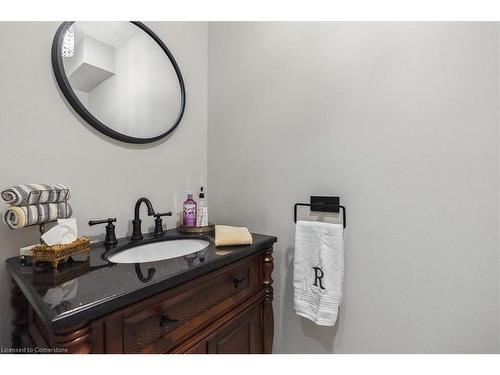 12 Cityview Crescent, Stoney Creek, ON - Indoor Photo Showing Bathroom