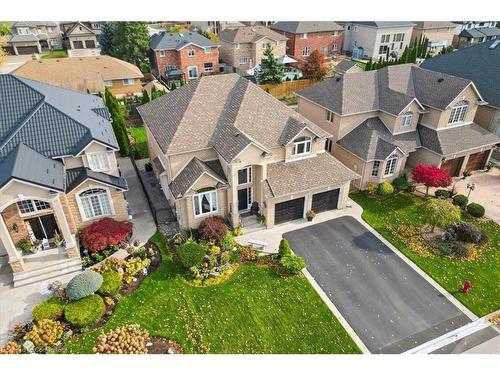 12 Cityview Crescent, Stoney Creek, ON - Outdoor With Facade