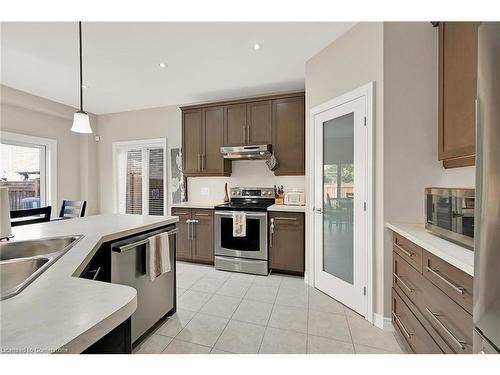 229 John Frederick Drive, Ancaster, ON - Indoor Photo Showing Kitchen With Double Sink