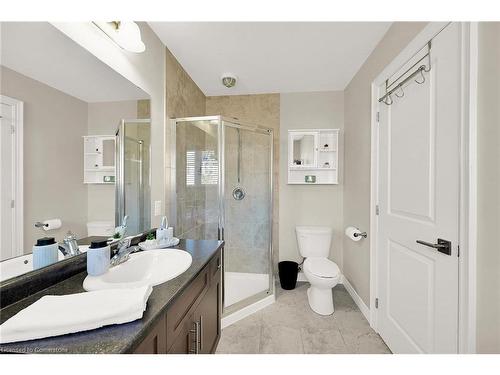 229 John Frederick Drive, Ancaster, ON - Indoor Photo Showing Bathroom