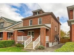 4 Balsam Avenue N Hamilton, ON L8L 6Y2