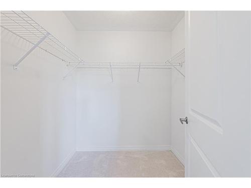 208 Provident Way, Mount Hope, ON - Indoor With Storage