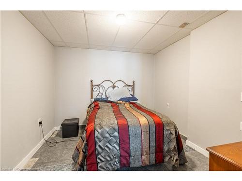 478 East Main Street, Welland, ON - Indoor Photo Showing Bedroom