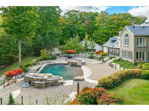 3867 Quarry Road Road, Beamsville, ON - Outdoor With In Ground Pool