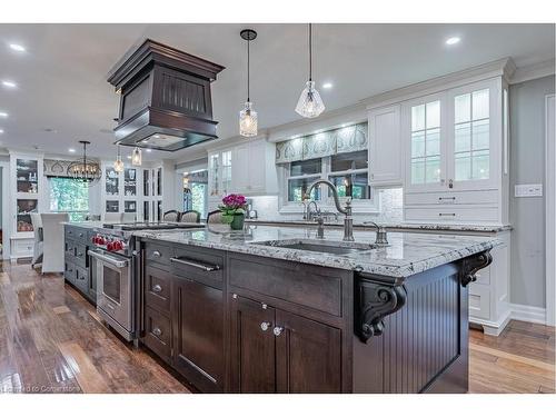 3867 Quarry Road Road, Beamsville, ON - Indoor Photo Showing Kitchen With Upgraded Kitchen