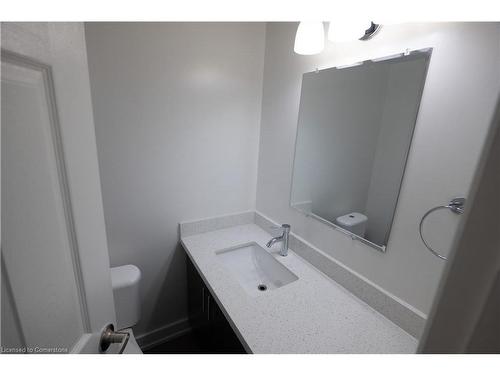 63-77 Tindale Court, Hamilton, ON - Indoor Photo Showing Bathroom