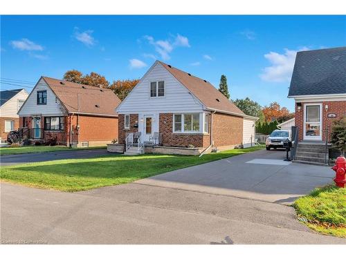 67 Galbraith Drive, Stoney Creek, ON - Outdoor With Facade