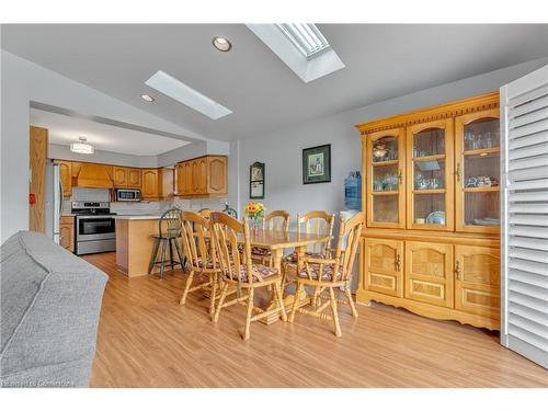 67 Galbraith Drive, Stoney Creek, ON - Indoor Photo Showing Dining Room