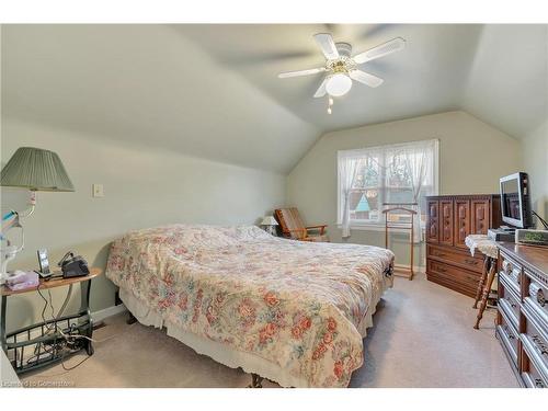 67 Galbraith Drive, Stoney Creek, ON - Indoor Photo Showing Bedroom