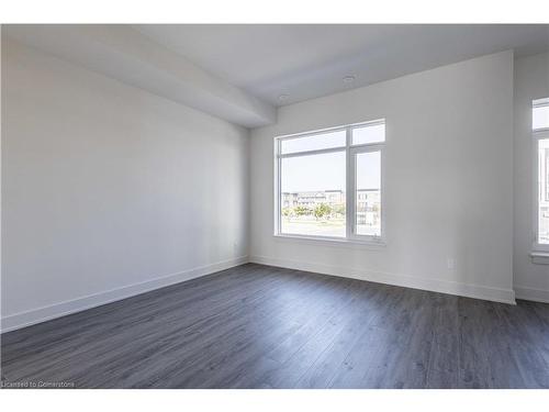 52 Windward Drive, Grimsby, ON - Indoor Photo Showing Other Room