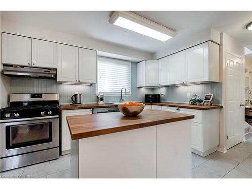 1098 Stephenson Drive, Burlington, ON - Indoor Photo Showing Kitchen