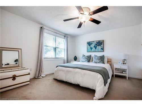 1098 Stephenson Drive, Burlington, ON - Indoor Photo Showing Bedroom