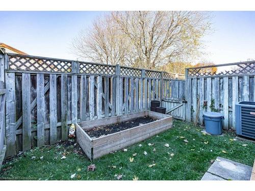 4-241 Limeridge Road W, Hamilton, ON - Outdoor