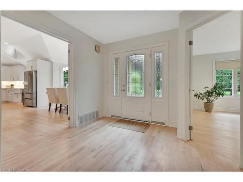 362 Lynden Road, Lynden, ON - Indoor Photo Showing Other Room