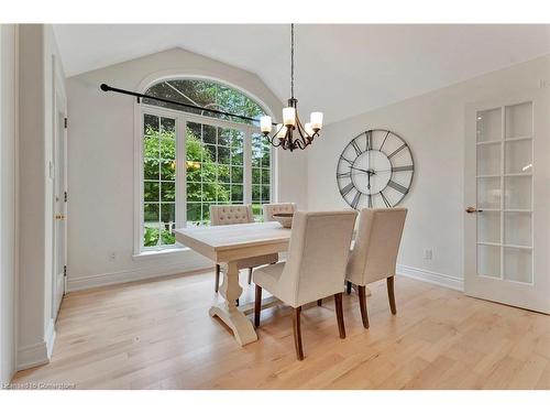 362 Lynden Road, Lynden, ON - Indoor Photo Showing Dining Room