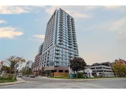 309-28 Ann Street  Mississauga, ON L5G 0E1